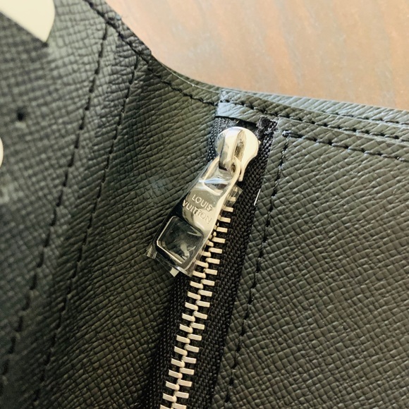 Louis Vuitton Wallet M61238 - Picture 4 of 5